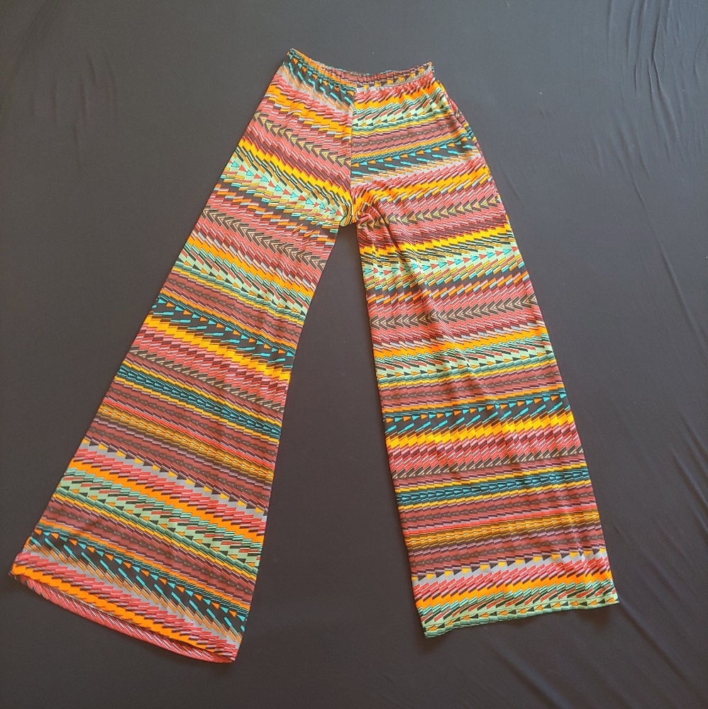 Body Language Paris patterned wide legged pant